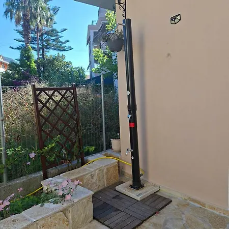 Elia 2 Nydri (Lefkada)